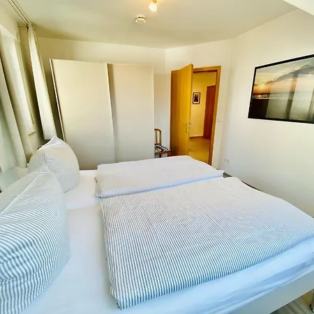 Apartment Boddenkieker 04 *